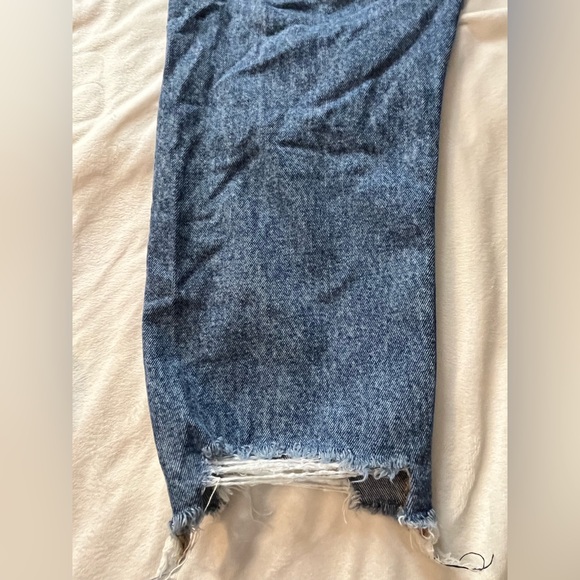 American Eagle Distressed Stretch Blue Women's Comfy Jeans Size 18 Short - Picture 14 of 16